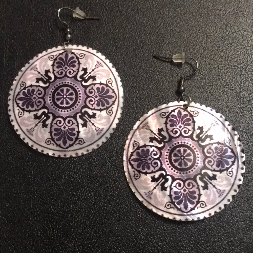 BOHEMIAN shell 🐚 Earrings purple design